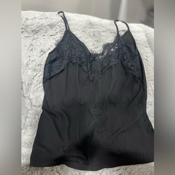 𝕋𝕒𝕟𝕜 𝕥𝕠𝕡 - Picture 1 of 3